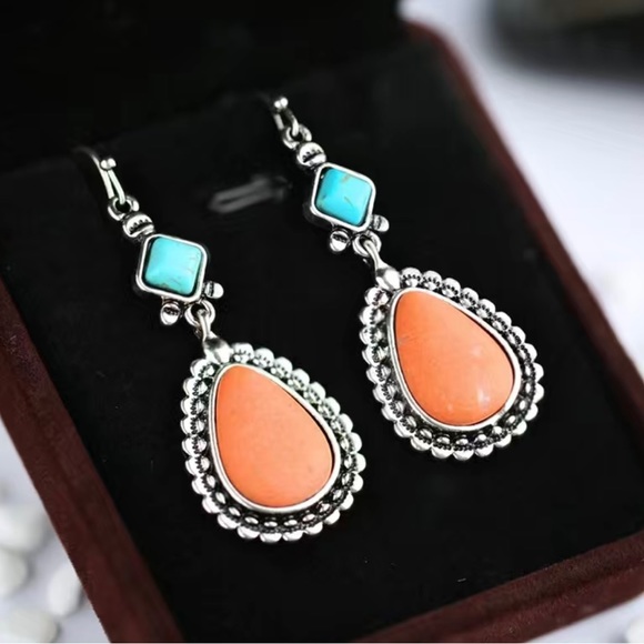 Vintage design Bohemian old silver king dangle earrings - Picture 2 of 6